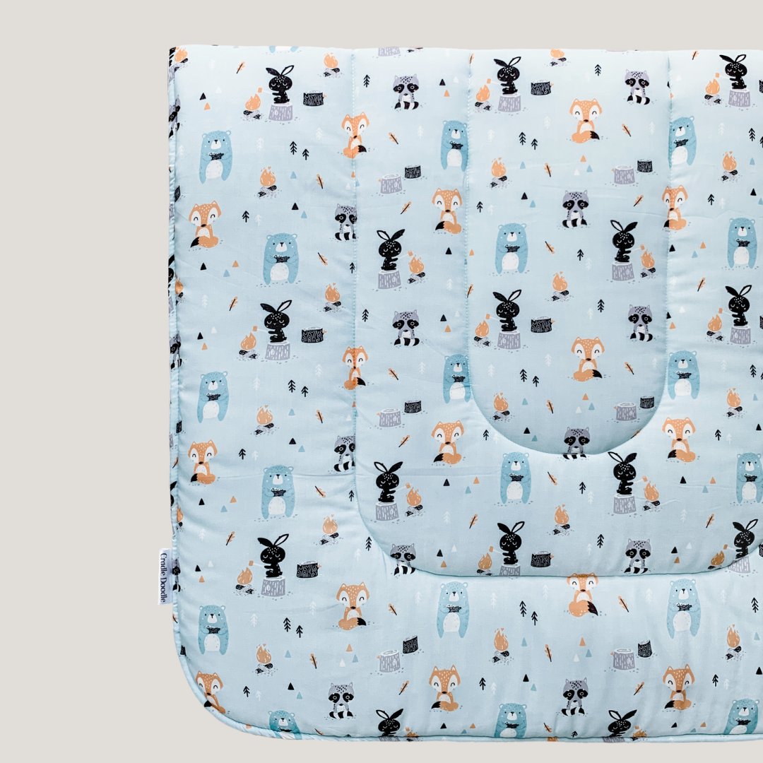 Scandy Woodland Blanket in Blue