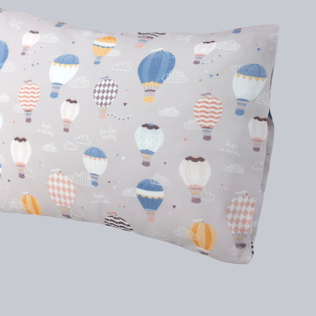 Hot Air Balloon Cover Pillow in Blue