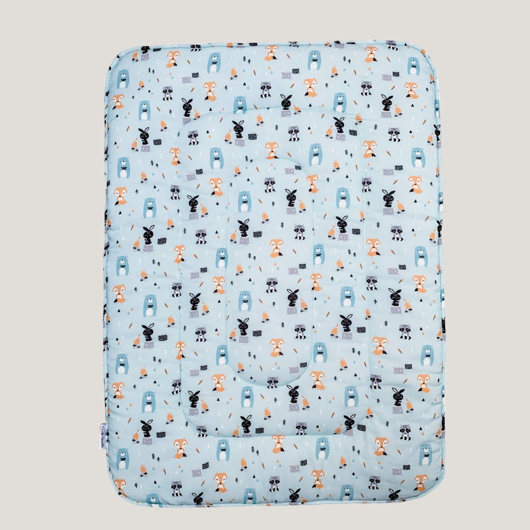 Scandy Woodland Blanket in Blue