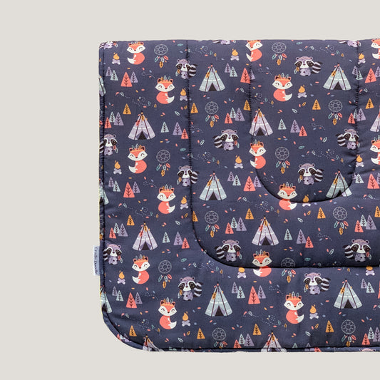 Colors of the Wind Blanket in Navy